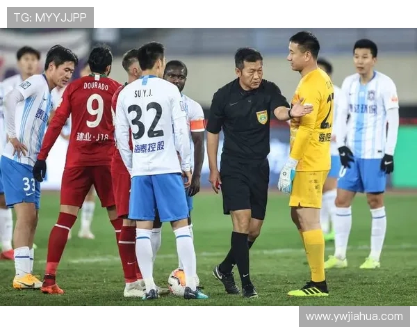 河南建业对阵大连人赛前数据解析与胜负走势全面观察及历史交锋趋势